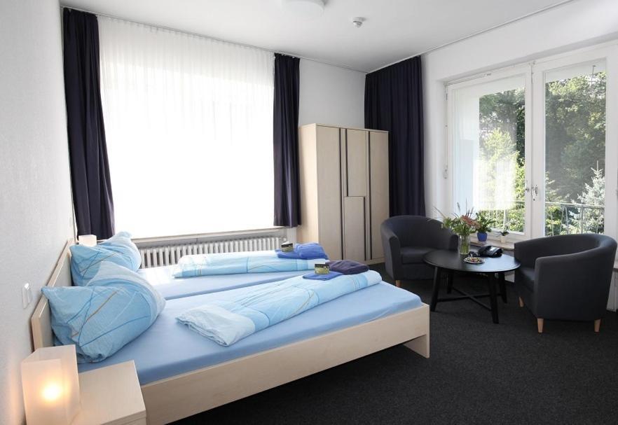 Haus Venusberg Jugendbildungsstaette Bonn Hotel Buitenkant foto