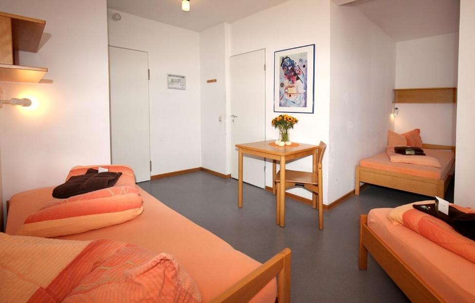Haus Venusberg Jugendbildungsstaette Bonn Hotel Buitenkant foto